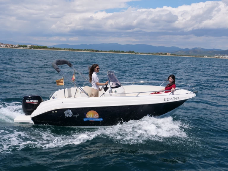 Noleggio Barca a motore con o senza skipper Pacific Craft a Empuriabrava