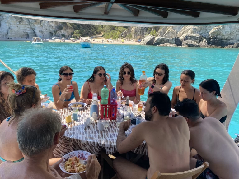 Noleggiare una Gozzo Gozzo a Vieste