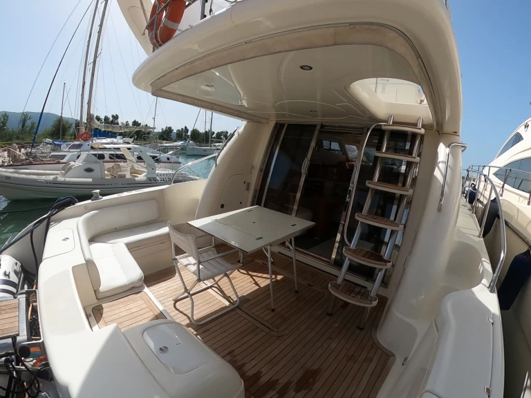 Noleggio barche Cranchi Atlantique 48 a Himarë su Samboat