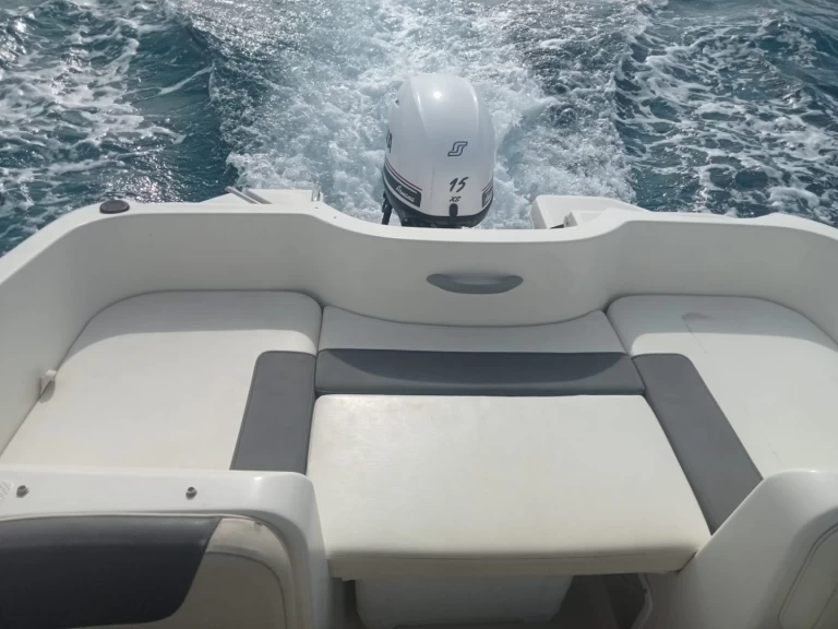 Noleggio a La Savina – Bayliner E16 su SamBoat