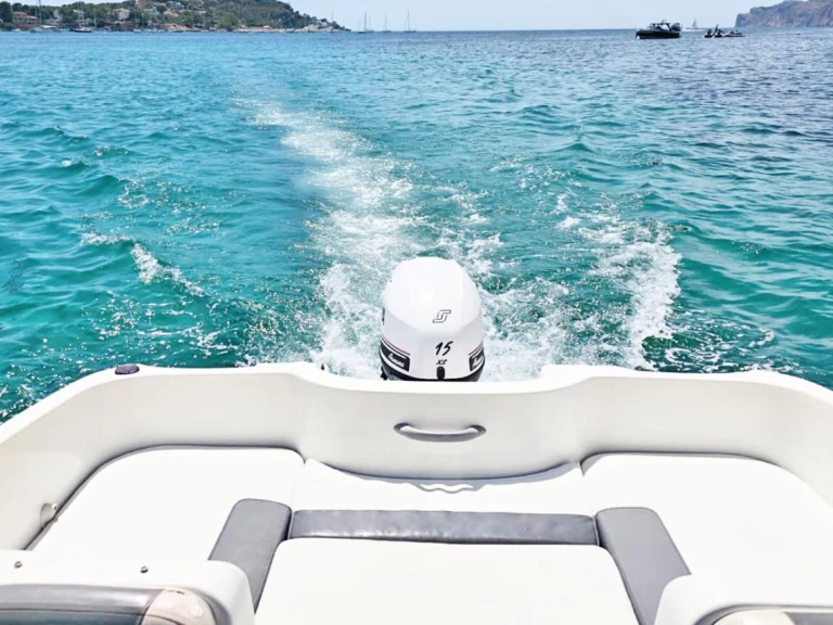 Noleggio barche Bayliner E16 a La Savina su Samboat