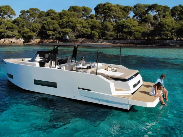 Noleggio barche DEANTONIO YACHTS D42 a Dénia su Samboat