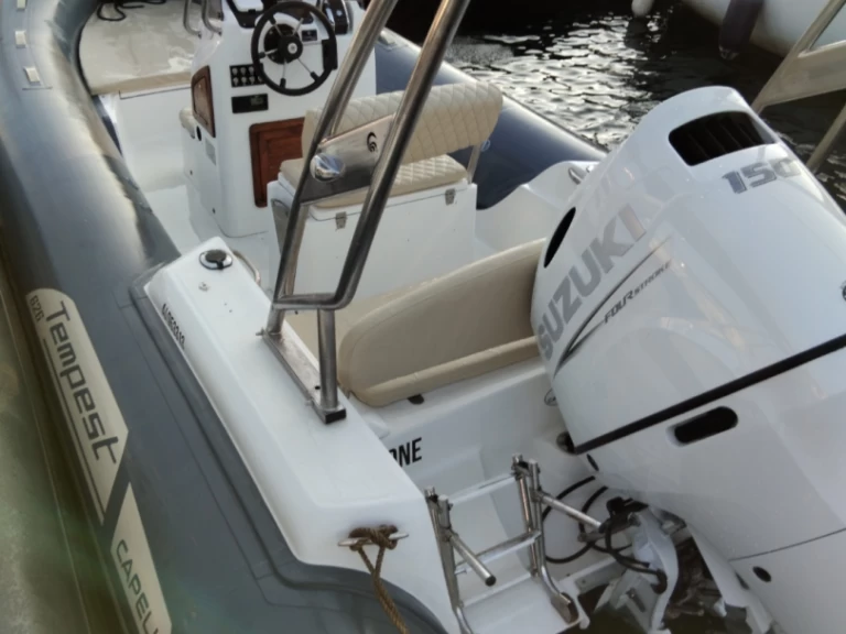Noleggio Gommone a Porto-Vecchio – Capelli Capelli 626 Luxe