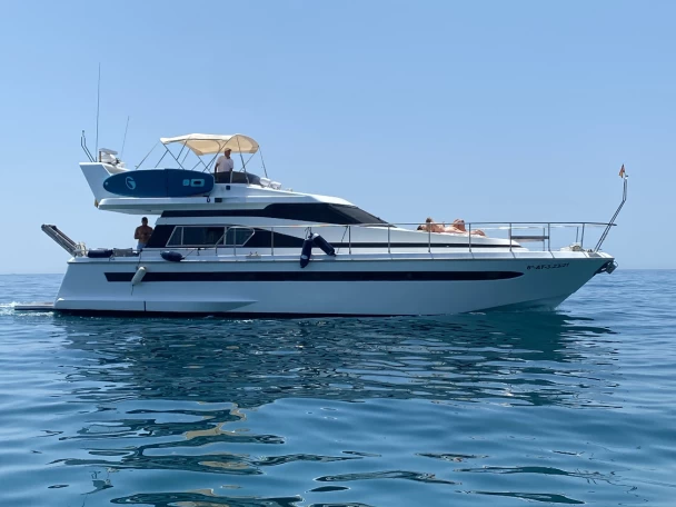 Barca a motore a noleggio a Marbella al miglior prezzo