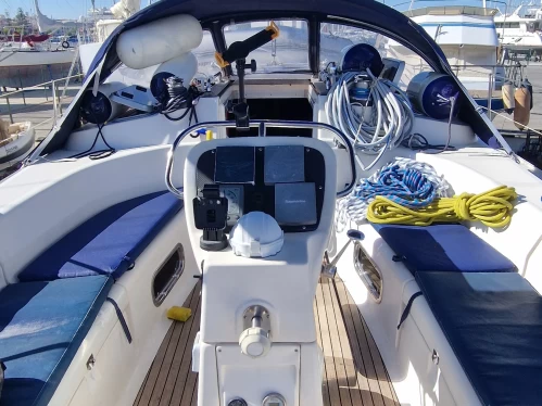 Barca a vela a noleggio a Marina de Lagos al miglior prezzo