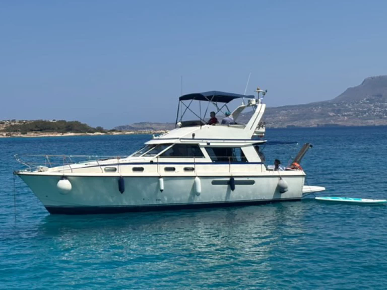 Noleggio a Chania – Princess Princess 385 su SamBoat