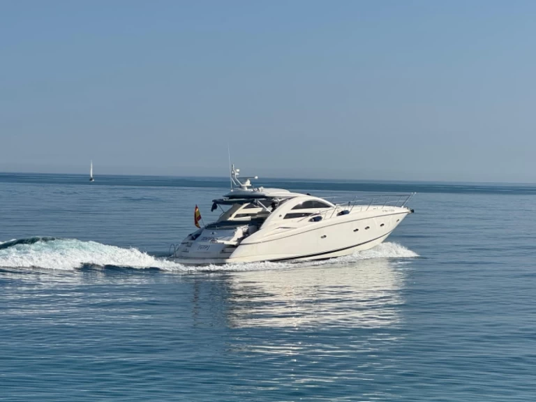 Noleggiare una Sunseeker Portofino 53 a Spagna