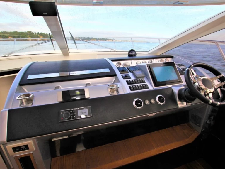 Noleggio Yacht di lusso a Saint-Raphaël – Absolute Yachts ABSOLUTE 52