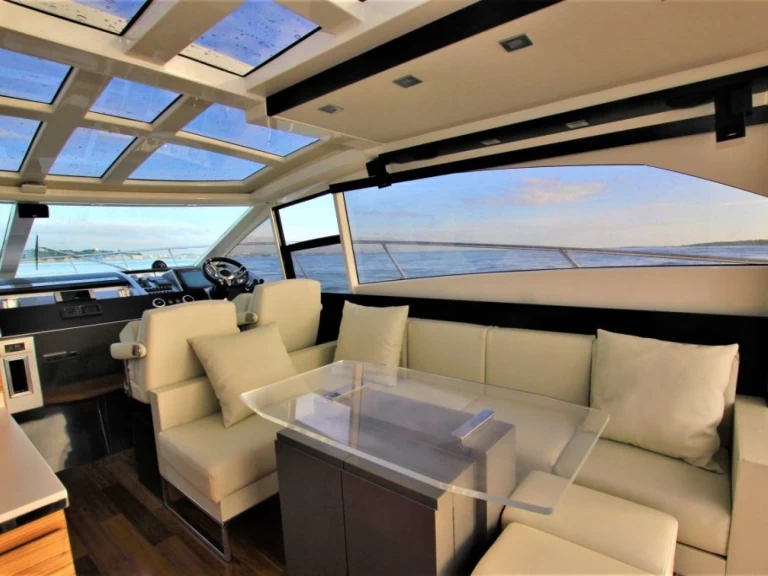 Noleggio barche Absolute Yachts ABSOLUTE 52 a Saint-Raphaël su Samboat
