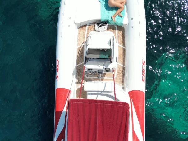 Noleggio Gommone Sacs con patente nautica