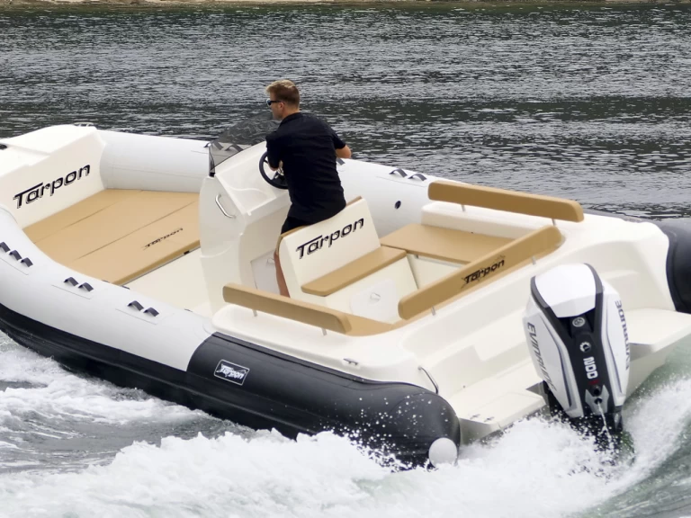 Gommone a noleggio a Hyères al miglior prezzo