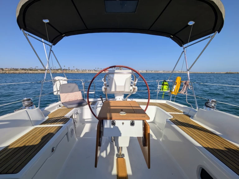 Noleggio Barca a vela Bénéteau con patente nautica