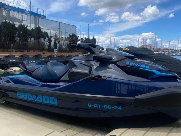 Noleggio barche Sea-Doo 300 GT a Altea su Samboat