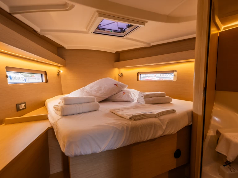 Noleggio barche Bénéteau Oceanis 40.1 a Salerno su Samboat