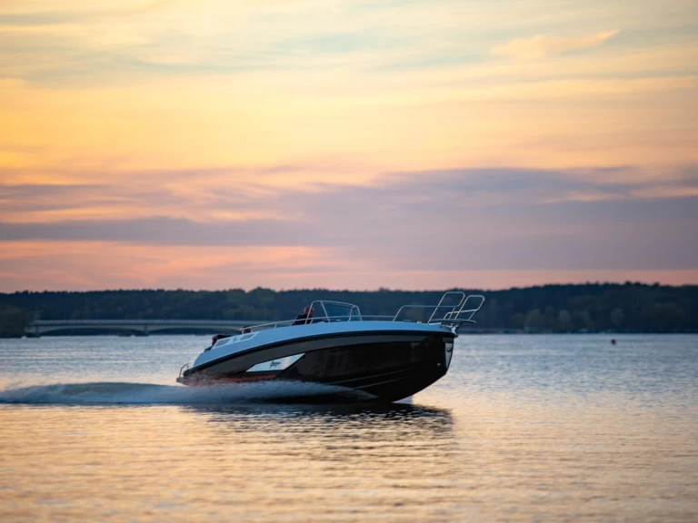 Noleggio Barca a motore Arrow Arabis 23 con patente nautica