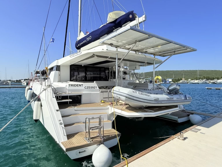 Noleggio Catamarano a Sukošan – Leopard Leopard 50