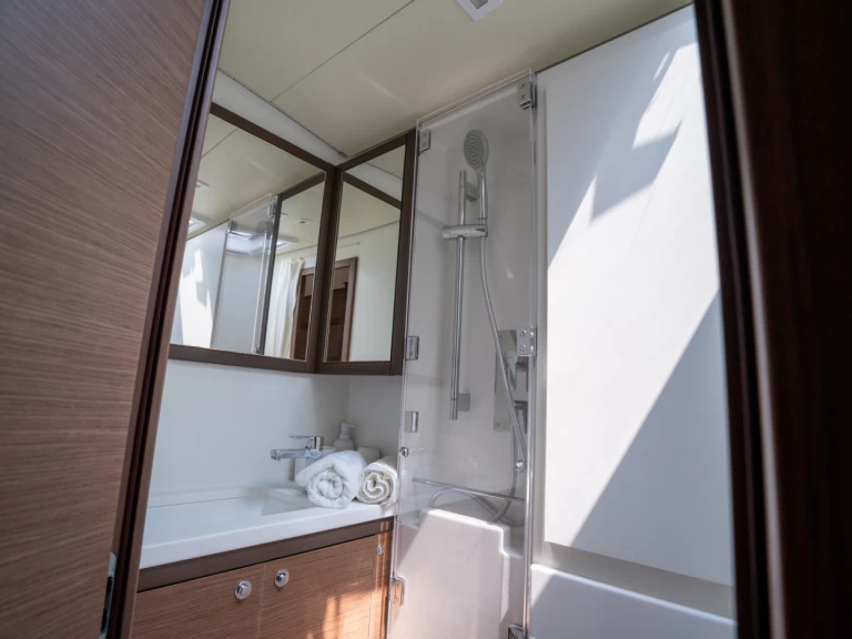 Catamarano a noleggio a Capo d'Orlando al miglior prezzo