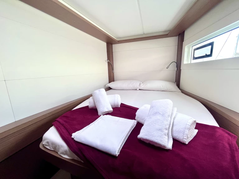 Catamarano a noleggio a Capo d'Orlando al miglior prezzo