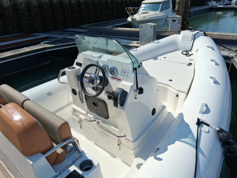 Noleggio Gommone con o senza skipper Zodiac a La Rochelle