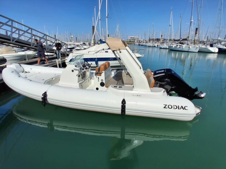 Gommone a noleggio a La Rochelle al miglior prezzo