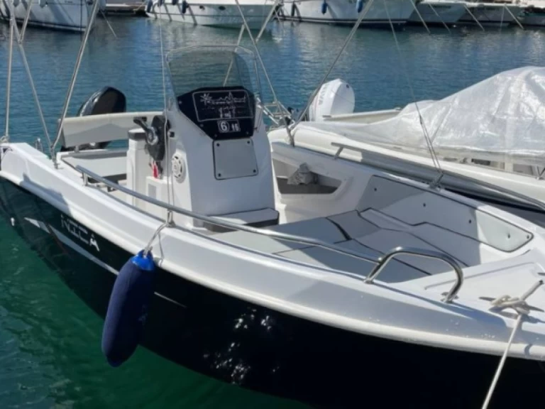 Noleggio Barca a motore con o senza skipper Trimarchi a Alghero