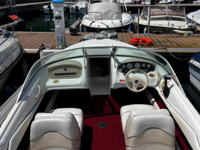 Noleggio barche Sea Ray Sea Ray 175 Bow Rider a Évian-les-Bains su Samboat