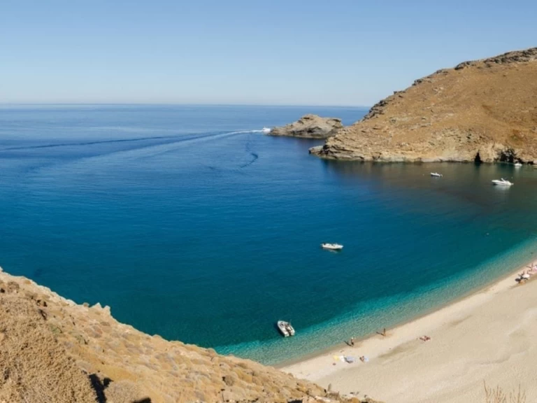 Tullio-Abbate elite 35 da affittare a  Marina Aliki