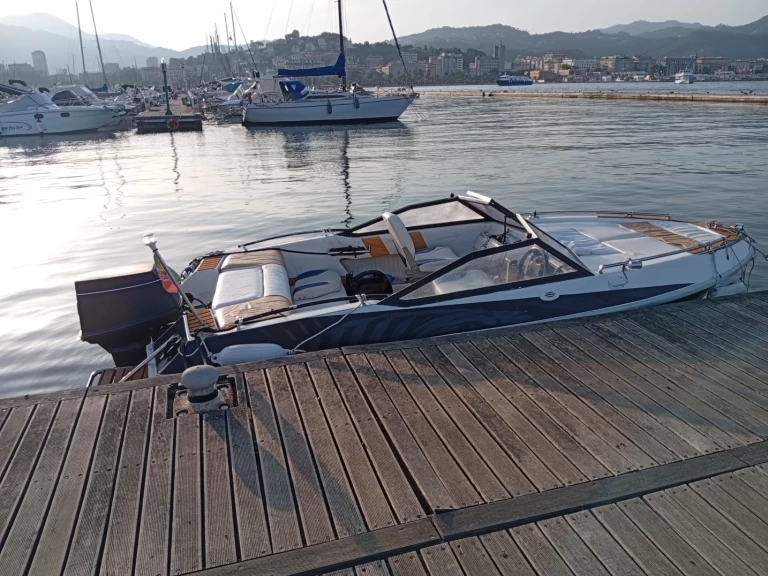 Noleggio Barca a motore con o senza skipper hellas pegasus + selva xrs 40 HP a Porto Mirabello