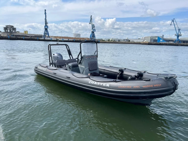 Noleggiare una Highfield COASTER 60 a Lorient