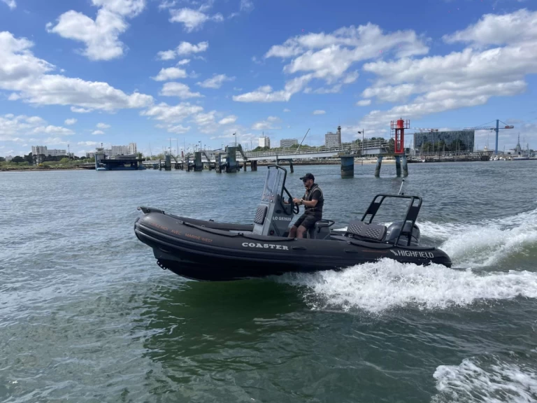 Gommone a noleggio a Lorient al miglior prezzo