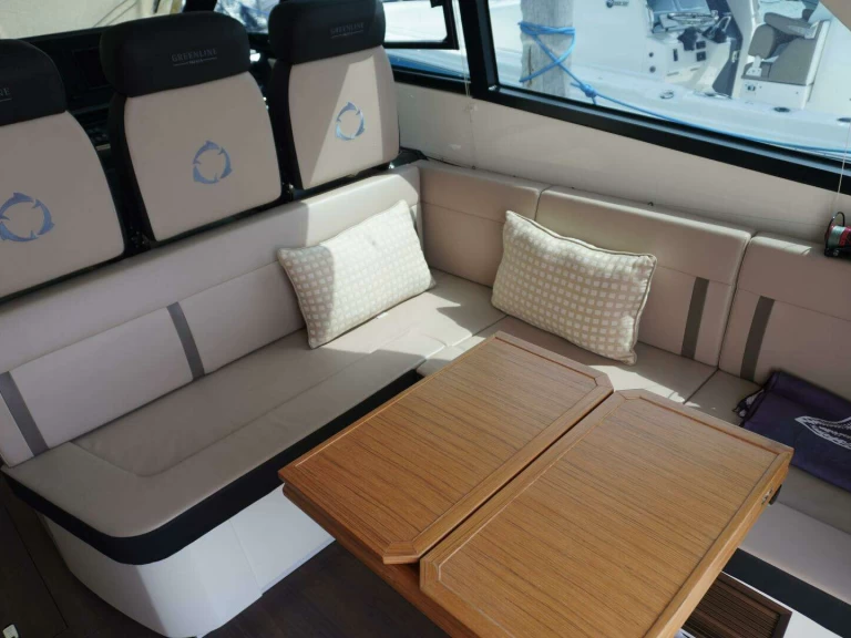 Noleggio Barca a motore con o senza skipper Jeanneau a Golfe-Juan