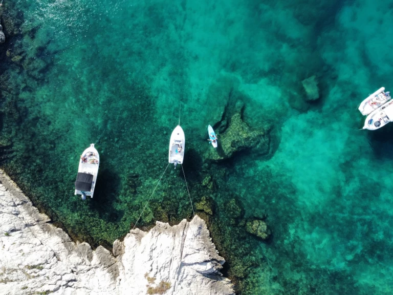 Noleggio Barca a motore a Marsiglia – B2 Marine Cap Ferret 550