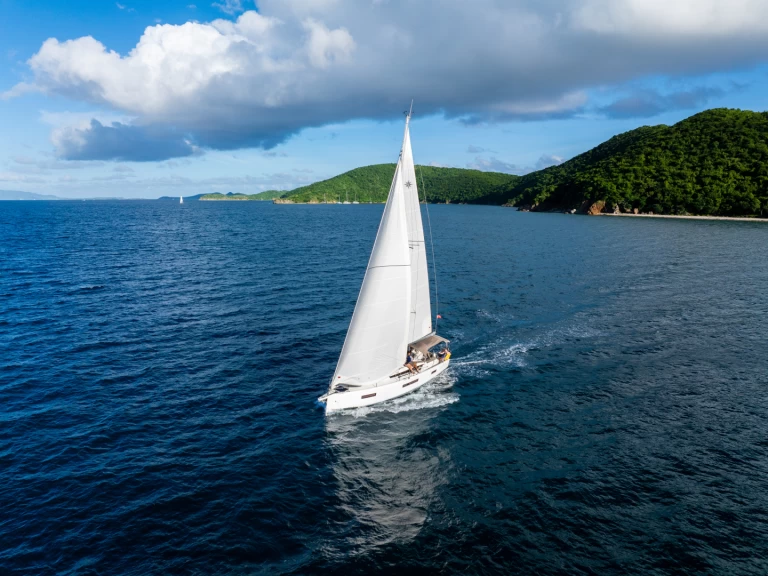 Jeanneau Sun Odyssey 440 da affittare a  Road Town