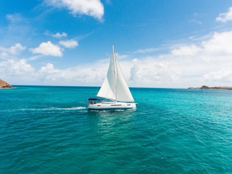 Noleggiare una Jeanneau Sun Odyssey 490 a Road Town
