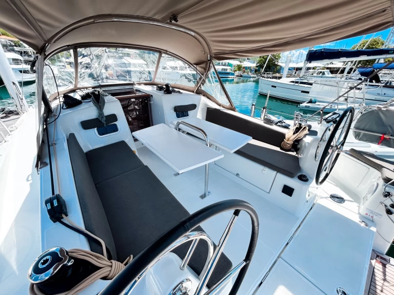 Barca a vela a noleggio a Road Town al miglior prezzo