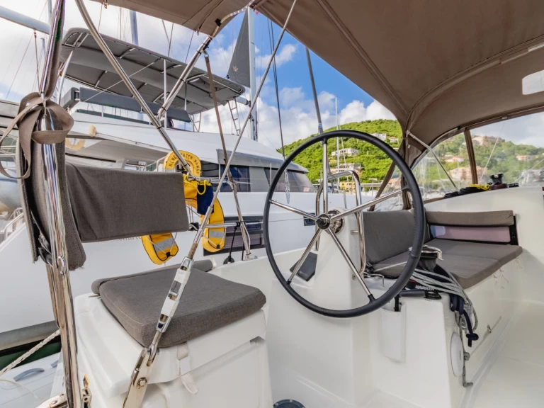 Noleggiare una Jeanneau Sun Odyssey 440 a Road Town