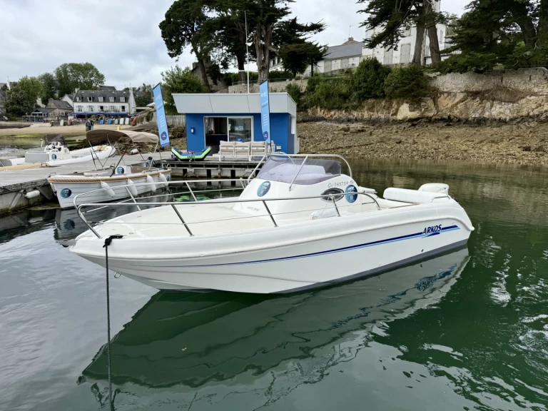 Noleggio Barca a motore con o senza skipper Arkos a Port de Sainte-Marine