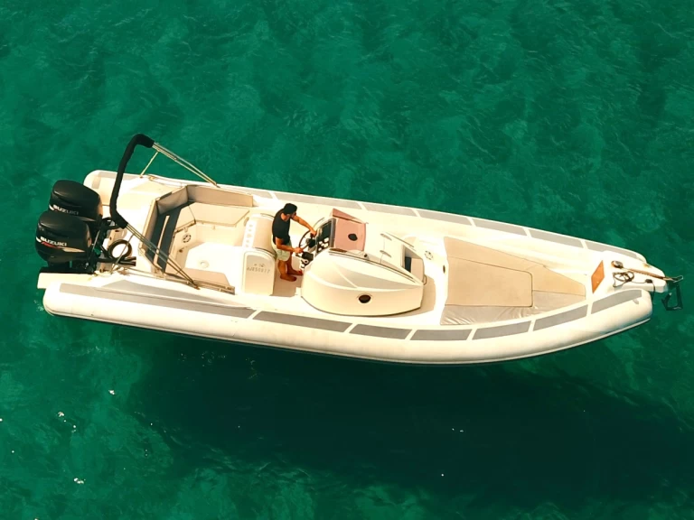 Noleggio barche La Ciotat economico Sport S.900