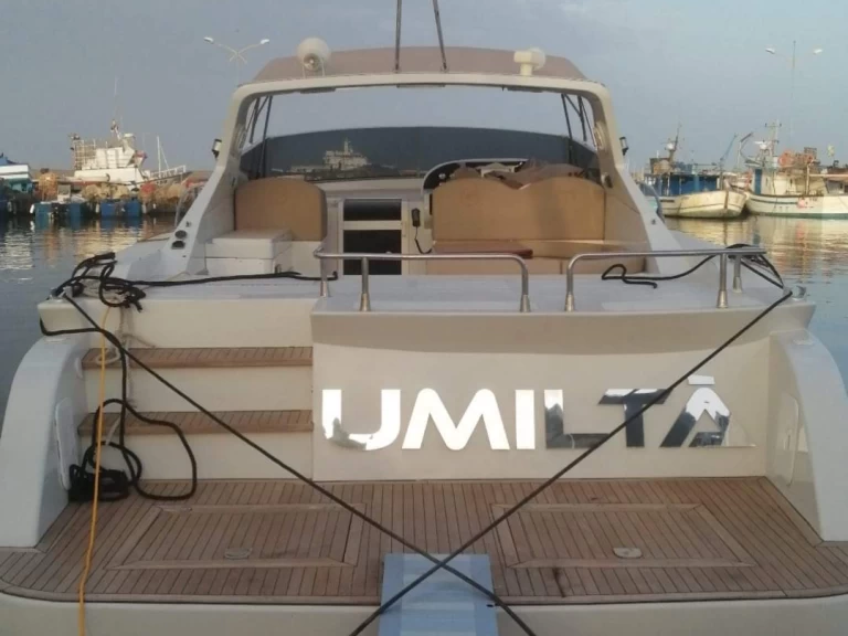 Giorgi 46 open da affittare a  Marzamemi