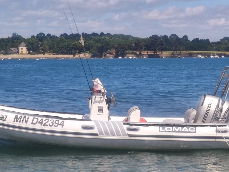 Noleggio Gommone con o senza skipper Lomac a Vannes