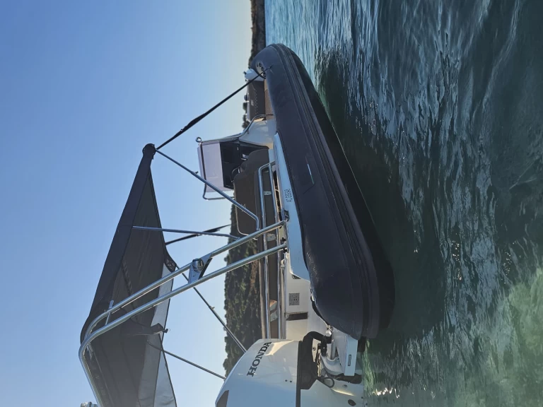 Gommone a noleggio a San Fiorenzo al miglior prezzo