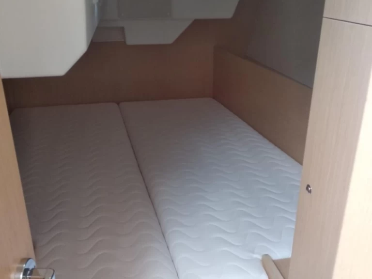 Noleggio a Bocca di Magra – Bénéteau Oceanis 38.1 su SamBoat