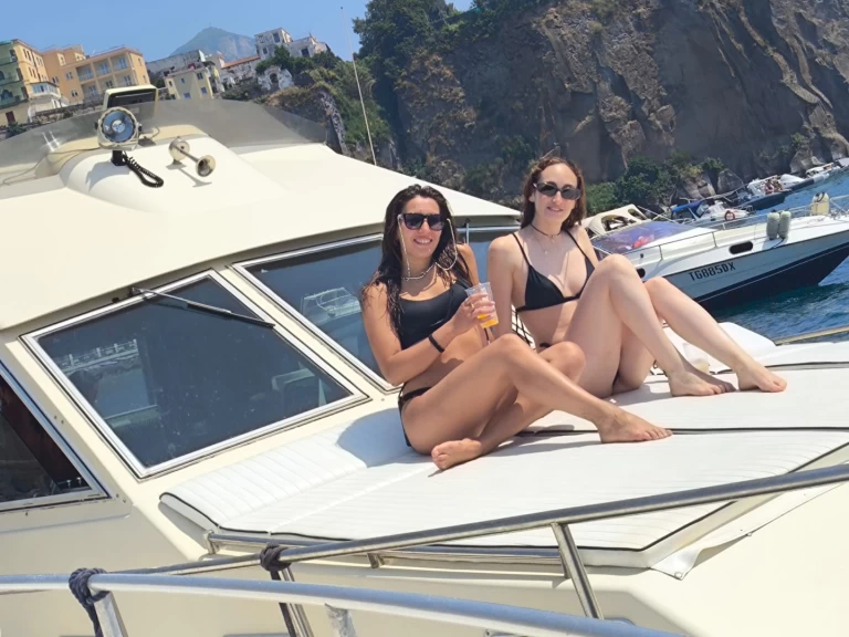 Raffaelli Regal 35 da affittare a  Castellammare di Stabia