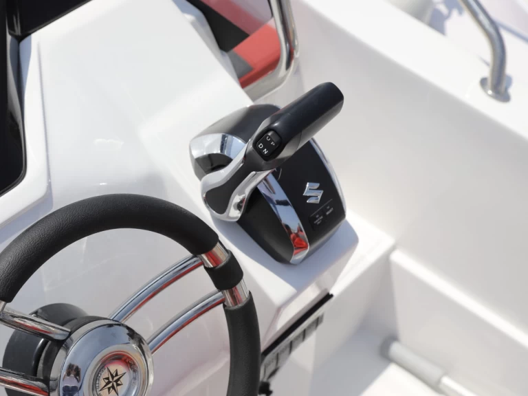 Noleggio Barca a motore con o senza skipper Okiboats a l'Escala