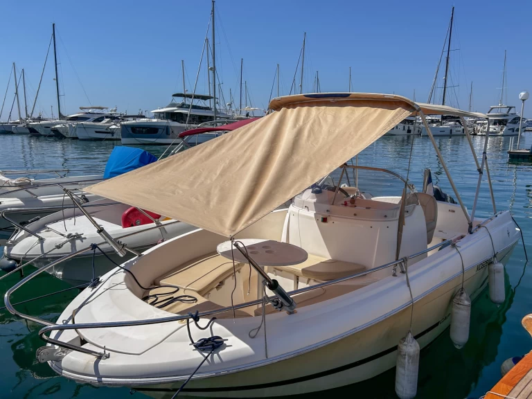 Noleggio barche Golfe-Juan economico Cap Camarat 635 Style