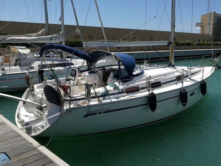 Noleggio Barca a vela a Genova – Bavaria Bavaria 37