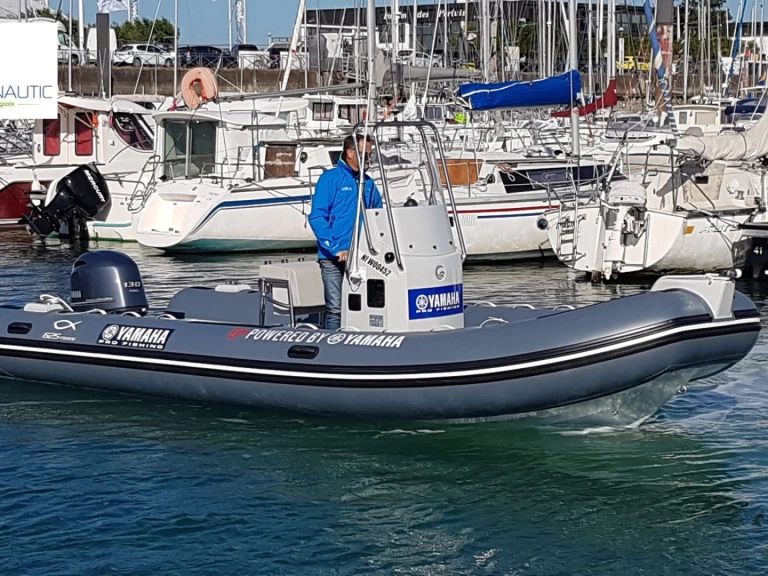 Noleggio Gommone Capelli con patente nautica