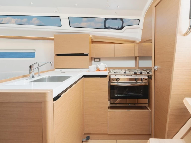 Noleggio Barca a vela con o senza skipper Jeanneau a Hyères