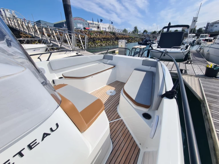 Noleggio barche Les Sables-d'Olonne economico Flyer 8 SPACEdeck