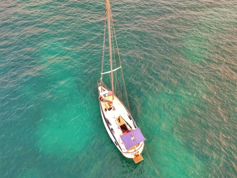 Noleggio Barca a vela MARIOLA con patente nautica